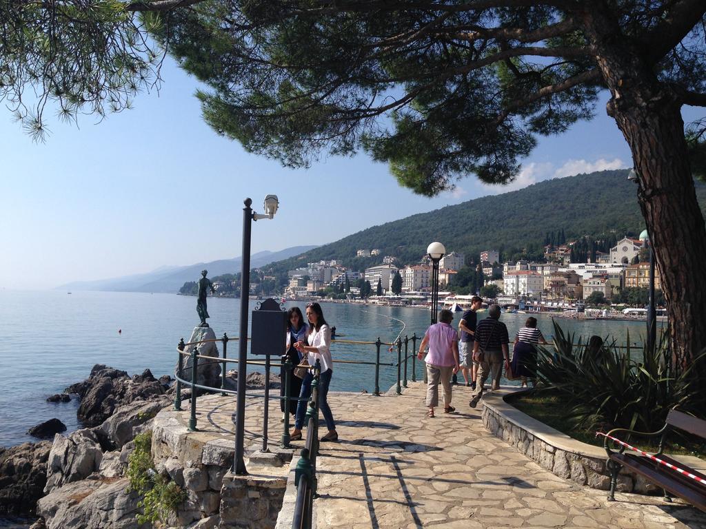 Opatija Central Studio Apartment Exterior foto